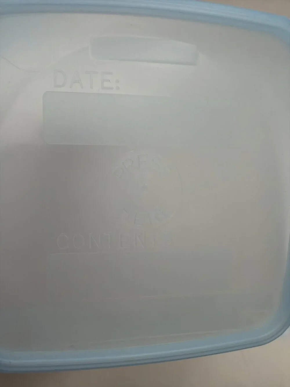 N/A plastic freezer
